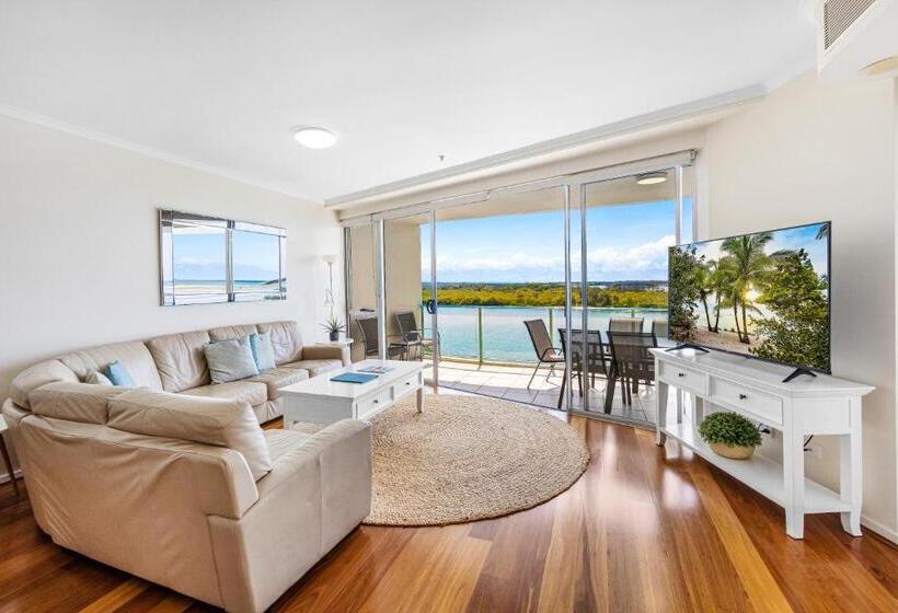2 Bedroom Premium Apartment with Views, The Duporth Riverside