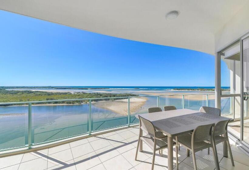 2 Bedroom Premium Apartment with Views, The Duporth Riverside