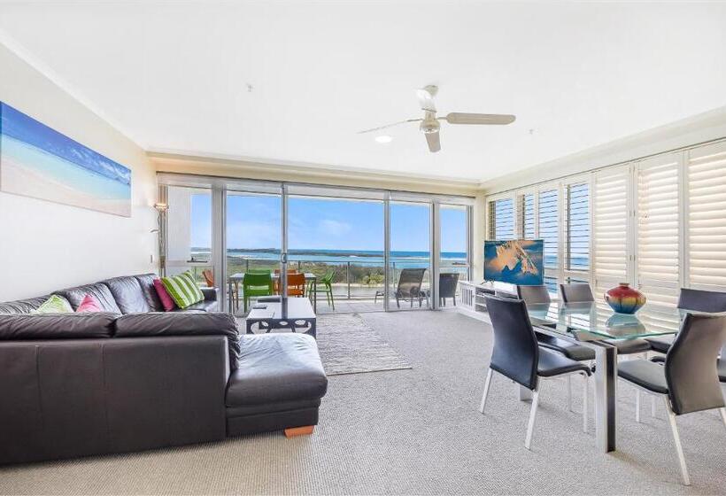 3 Bedroom Premium Apartment, The Duporth Riverside