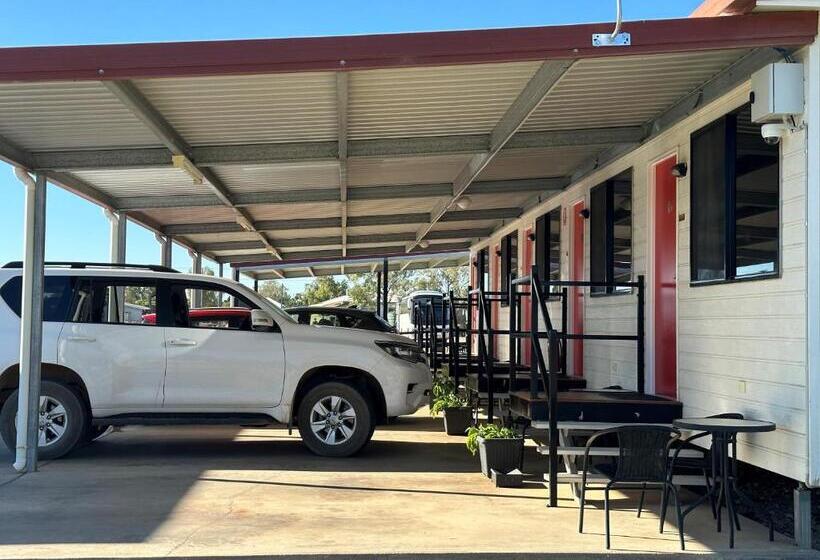 キングサイズベッドのデラックスルーム, Winton Outback Motel