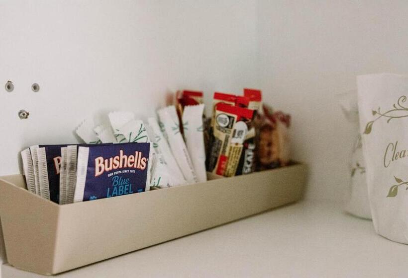 身障者適用キングサイズベッドルーム, Winton Outback Motel