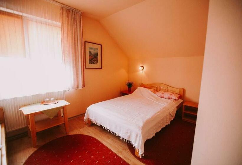 غرفة ديلوكس, Bosnyák Panzió