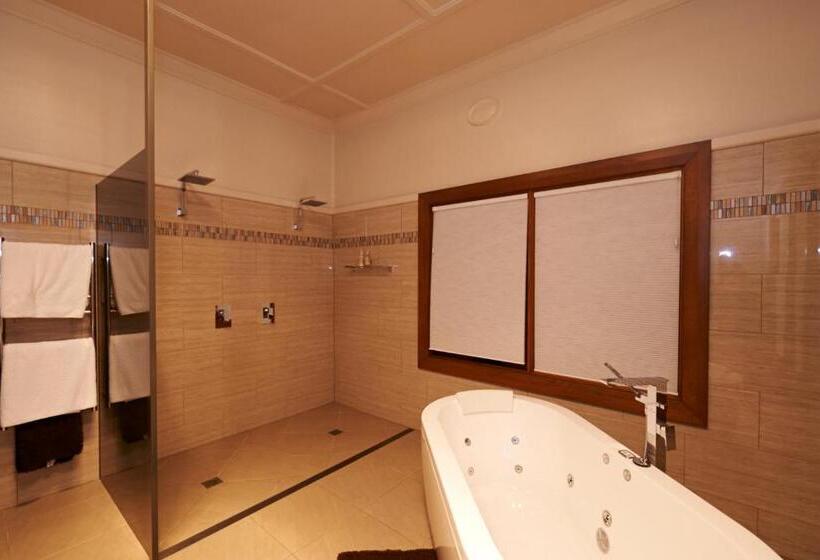 منزل غرفتين نوم, Cable Station Accommodation