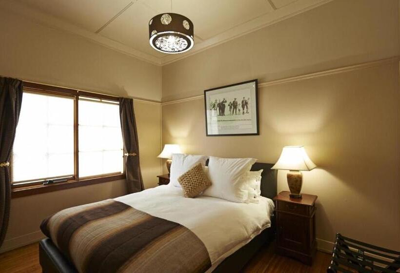 منزل غرفة نوم واحدة, Cable Station Accommodation