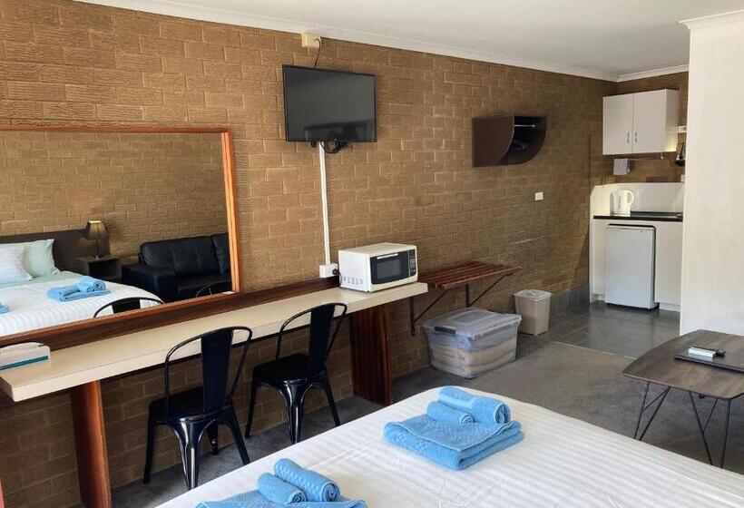 Номер Deluxe, Camellia Motel