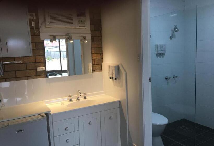 חדר דלוקס, Camellia Motel