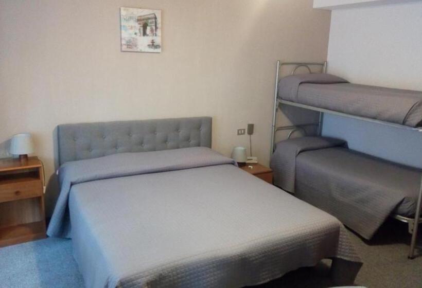 חדר סטנדרט לארבעה, Albergo Bellaria