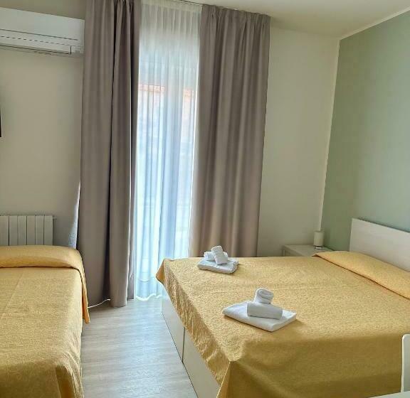 스탠다드 트리플 룸, La Bussola