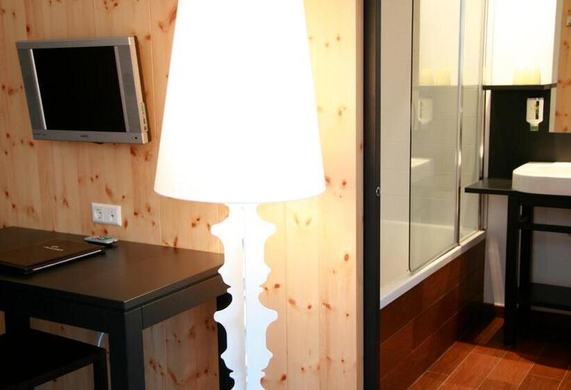 Номер Superior с Балконом, Ploseblick