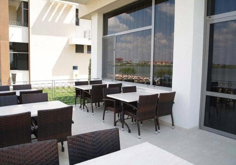 غرفة قياسية, Verona Villas Complex