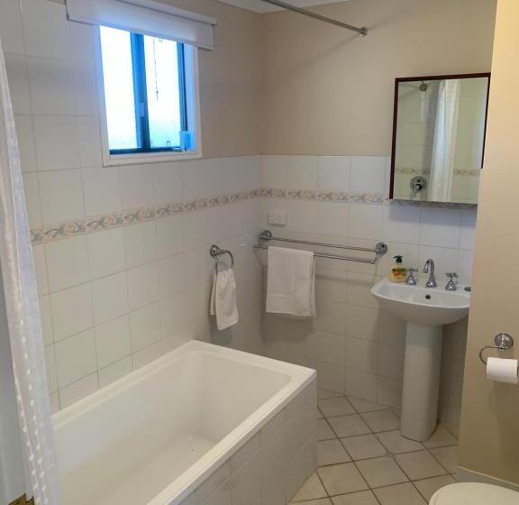 Номер Стандарт, Settlers Hotel York