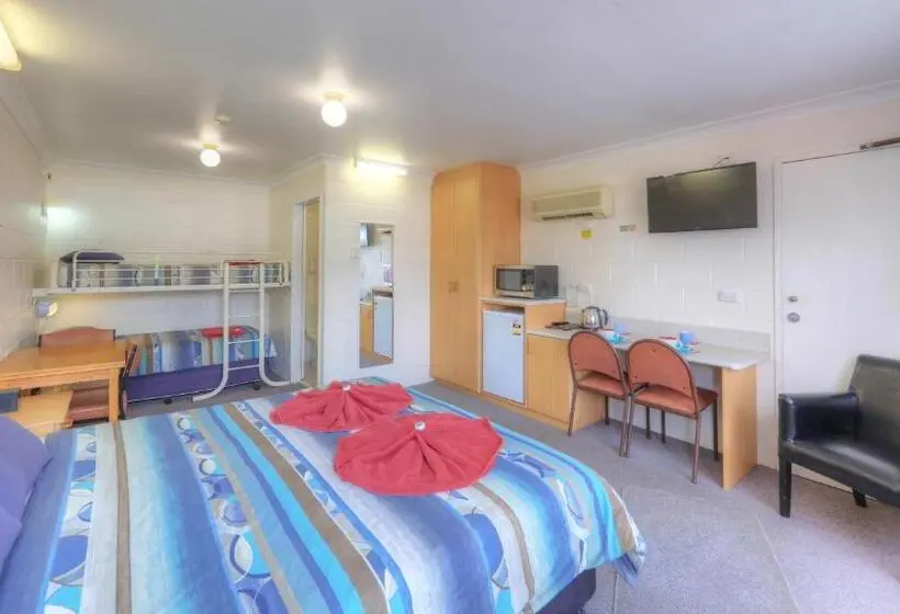 デラックスルーム, Golden Peak Motel Peakhill
