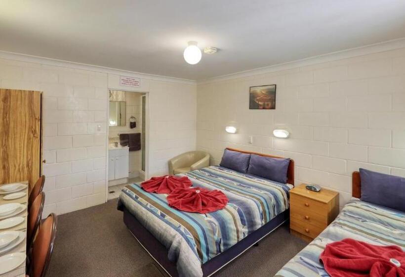 חדר סטנדרט, Golden Peak Motel Peakhill