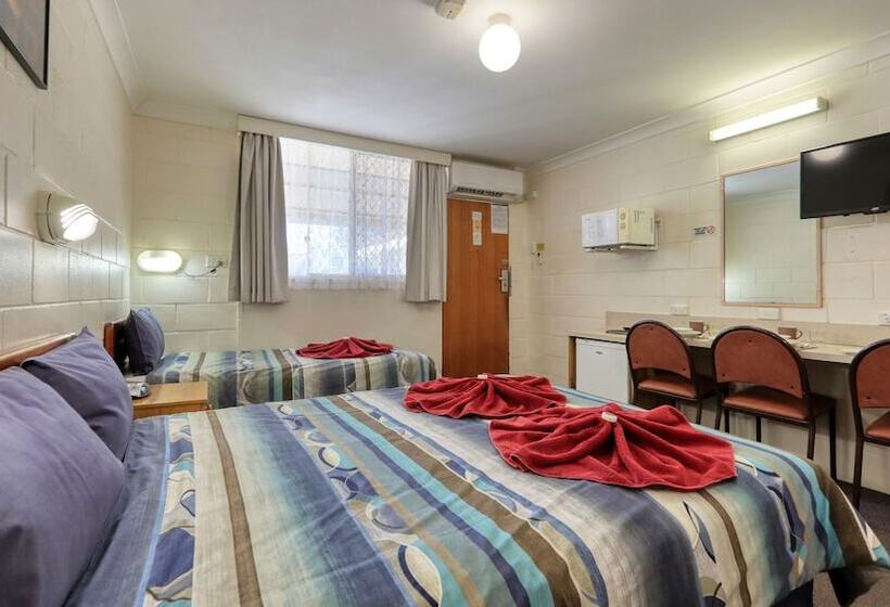 חדר סטנדרט, Golden Peak Motel Peakhill