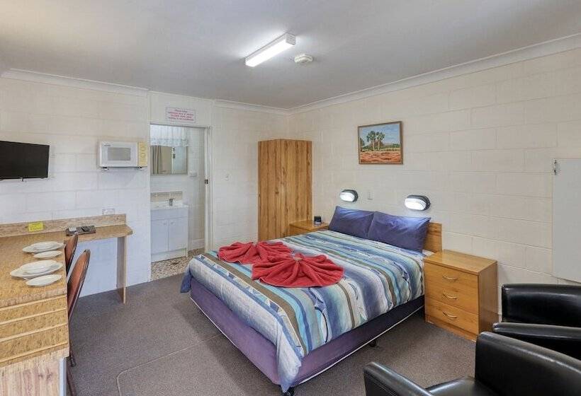 חדר סטנדרט, Golden Peak Motel Peakhill