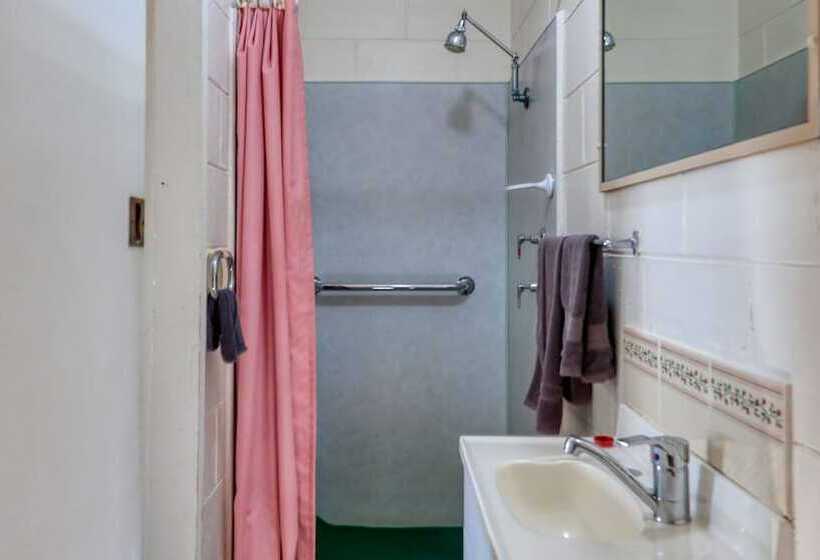 חדר סטנדרט, Golden Peak Motel Peakhill