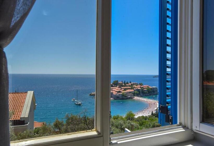 Triple Room Sea View, Apartments And Rooms Drago