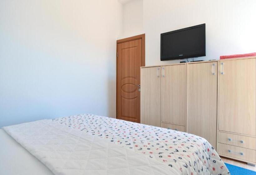 آپارتمان کامفورت 2 خوابه, Apartments And Rooms Drago