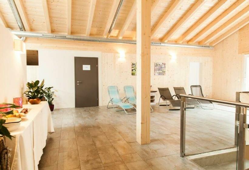 غرفة قياسية مزوَّدة بشُرفة, Friedlwirt Kraftplatz Natur