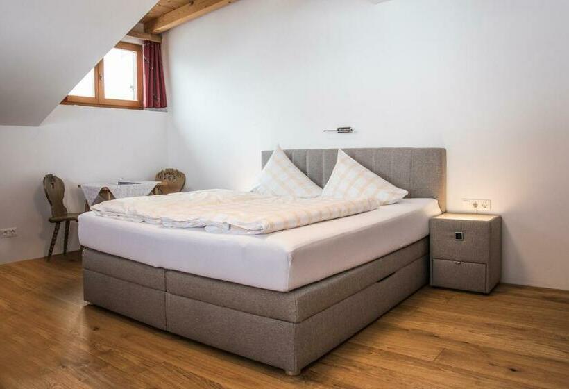 غرفة قياسية مزوَّدة بشُرفة, Friedlwirt Kraftplatz Natur