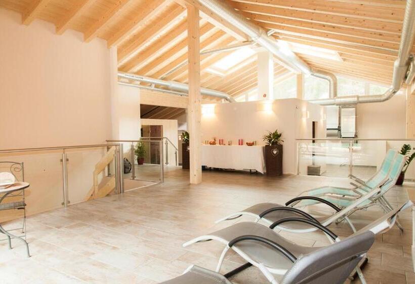 غرفة قياسية مزوَّدة بشُرفة, Friedlwirt Kraftplatz Natur