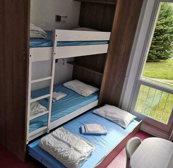 Pokój Standard Trzyosobowy, Auberge De Jeunesse D Orleans