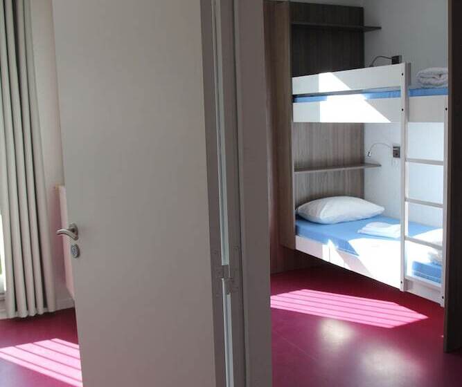 Pokój Rodzinny, Auberge De Jeunesse D Orleans