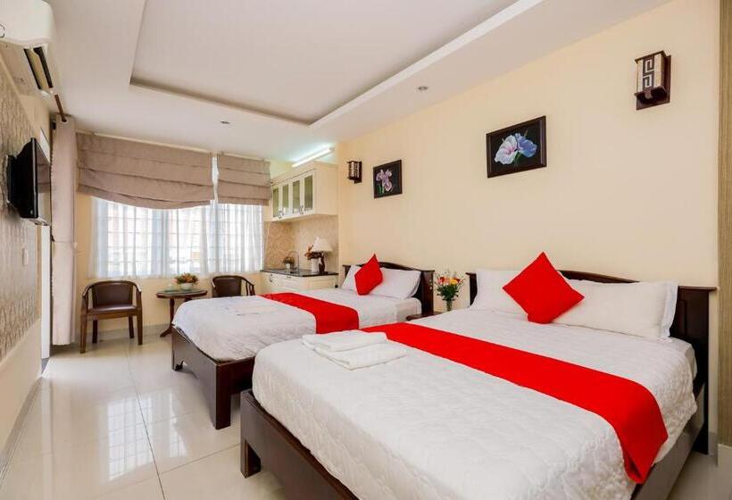 اتاق استاندارد با بالکن, Sao Biển