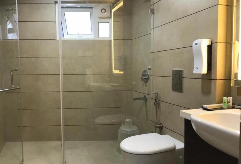 اتاق لوکس, The Terrace By Ladder Mgd By Citrine