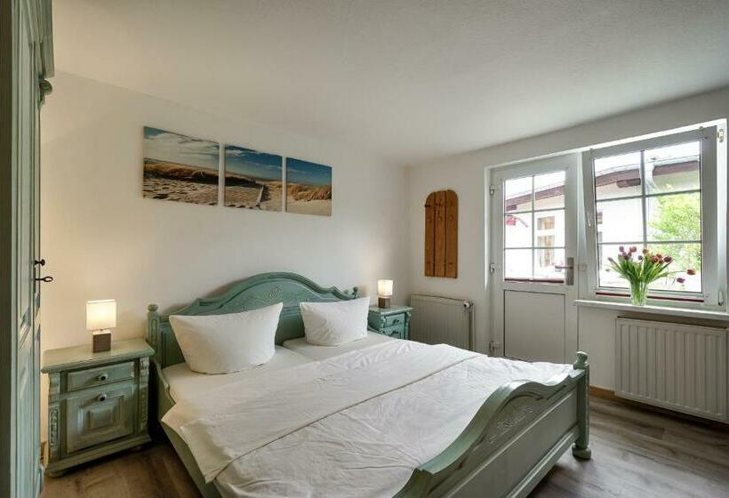 חדר אקונומי, Appartementhaus Bergstraße