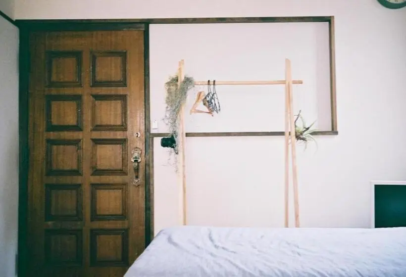 エコノミールーム, Tipy Records Inn Hanare