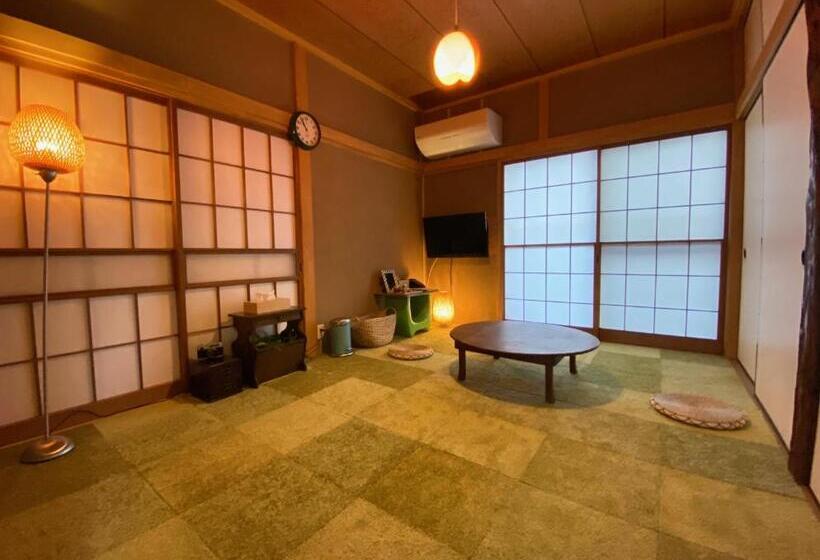 エコノミートリプルルーム, Tipy Records Inn Hanare