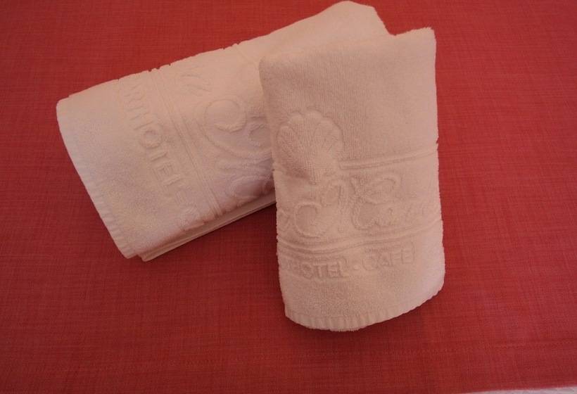 스탠다드 스튜디오, Apartamentos Casa Maria