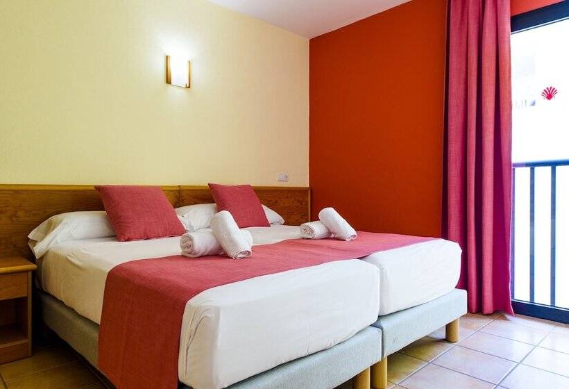 스탠다드 스튜디오, Apartamentos Casa Maria