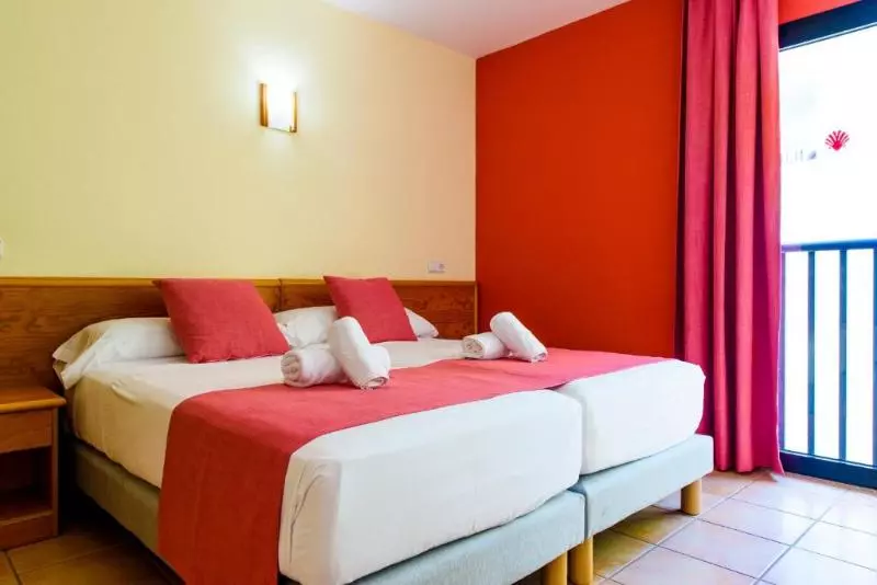 استودیوی استاندارد, Apartamentos Casa Maria