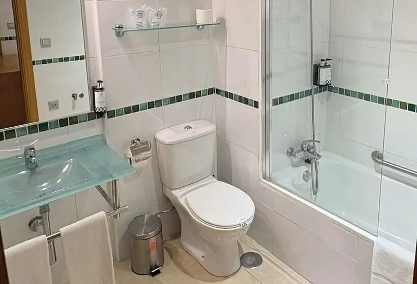 استودیوی استاندارد, Apartamentos MS Puerto Marina
