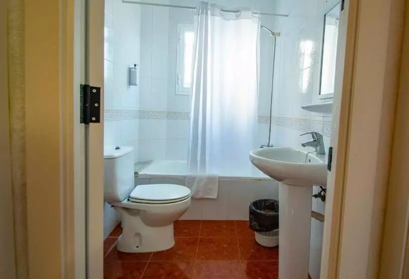 Huoneisto 2 Makuuhuonetta, Apartamentos Sol Y Mar Menorca