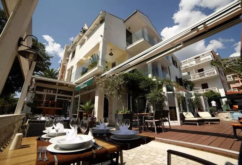 バルコニー付スイート, Boutique Hotel Marco Polo