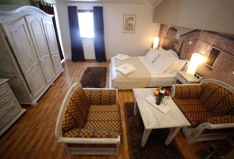 جناح مزوَّد بشرفة, Boutique Hotel Marco Polo