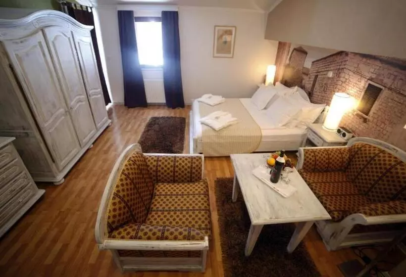 バルコニー付スイート, Boutique Hotel Marco Polo