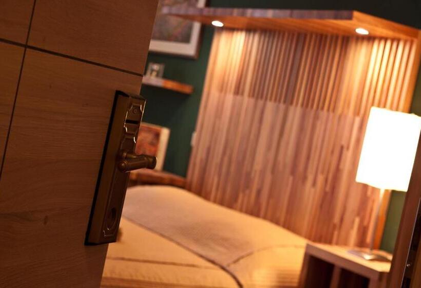 발코니가 있는 스위트, Boutique Hotel Marco Polo