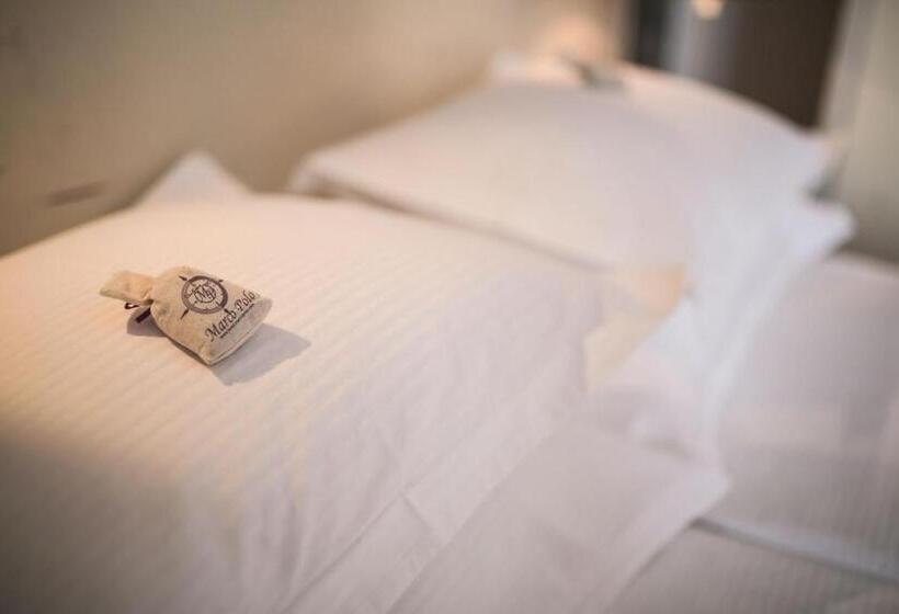 스탠다드 발코니 룸 바다 전망, Boutique Hotel Marco Polo