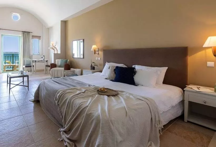 オーシャンビュージュニアスイート, Giannoulis Grand Bay Beach Resort