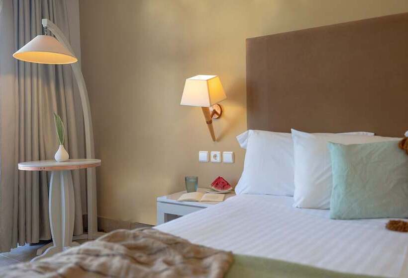 اتاق استاندارد با چشم‌انداز باغ, Giannoulis   Grand Bay Beach Resort