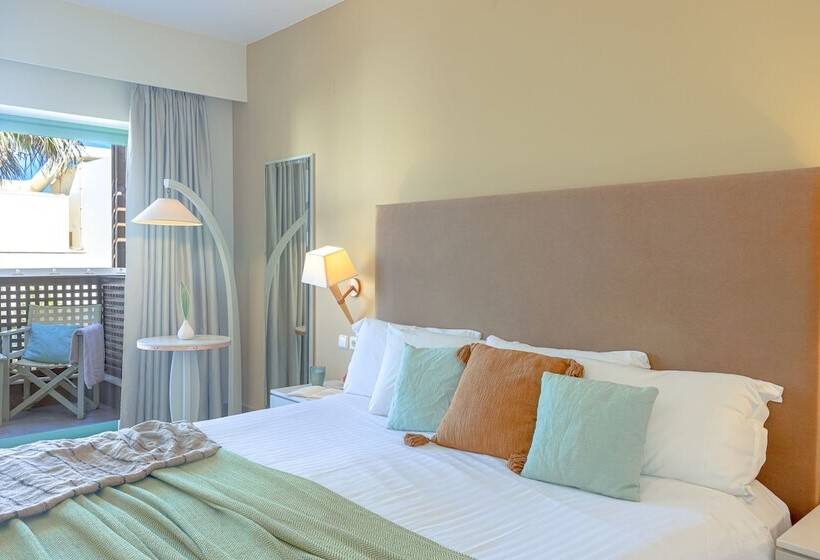 חדר סטנדרט נוף לגינה, Giannoulis   Grand Bay Beach Resort