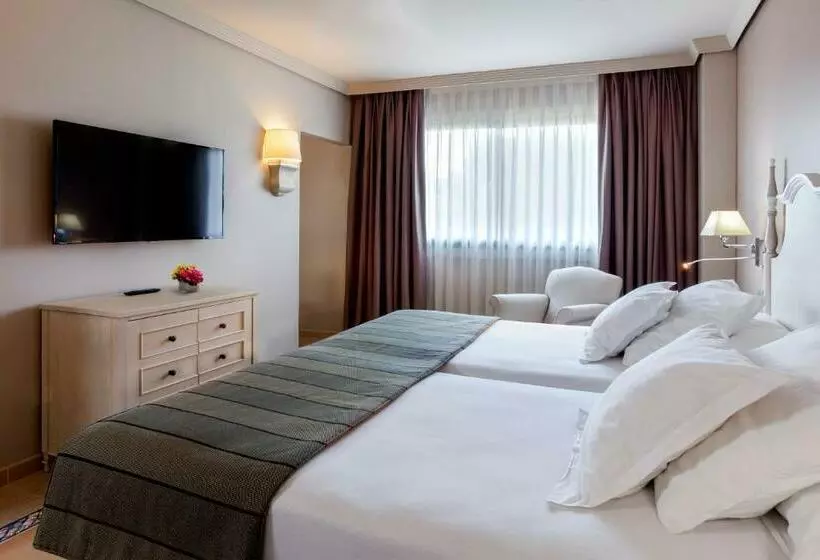 سوئیت جونیور خانوادگی, Barcelo Marbella