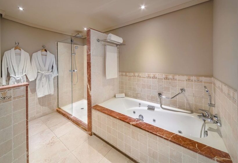 클럽 주니어 스위트, Barcelo Marbella