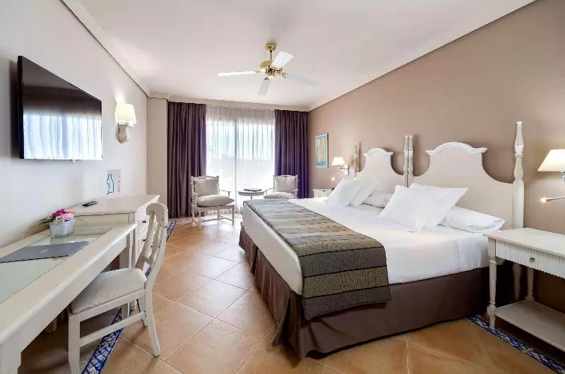 اتاق سوپریور, Barcelo Marbella