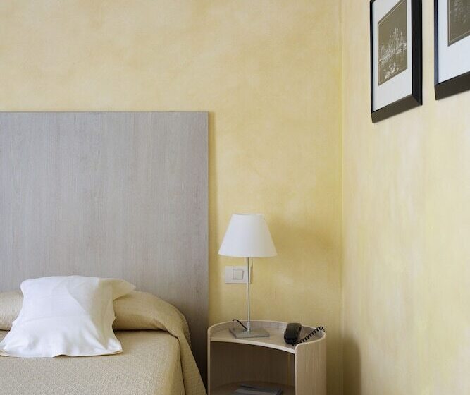 اتاق استاندارد یک نفره, Colombia