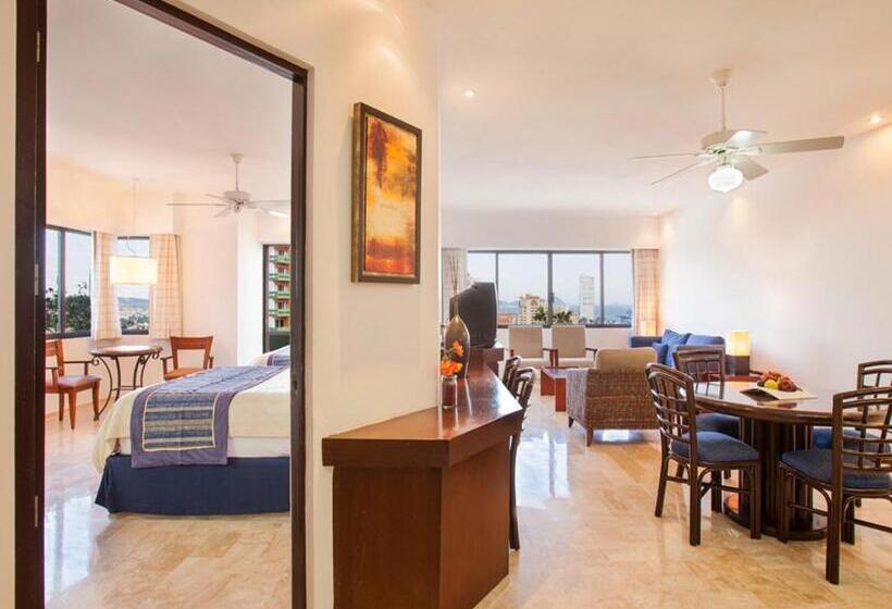 جناح, El Cid El Moro Beach